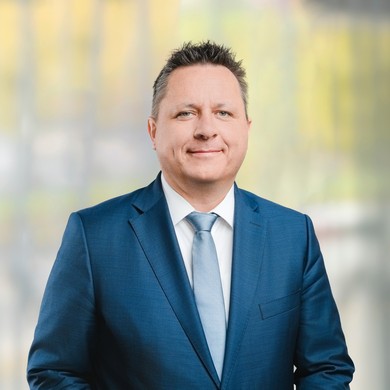 Auf dem Bild ist Herr Dr. Schreiner zu sehen.